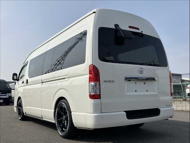HIACE van 4WD