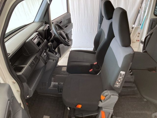 N-VAN 4WD