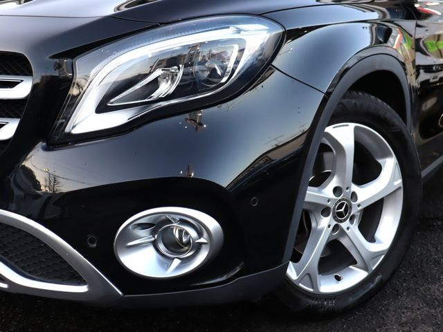 MERCEDES BENZ GLA class