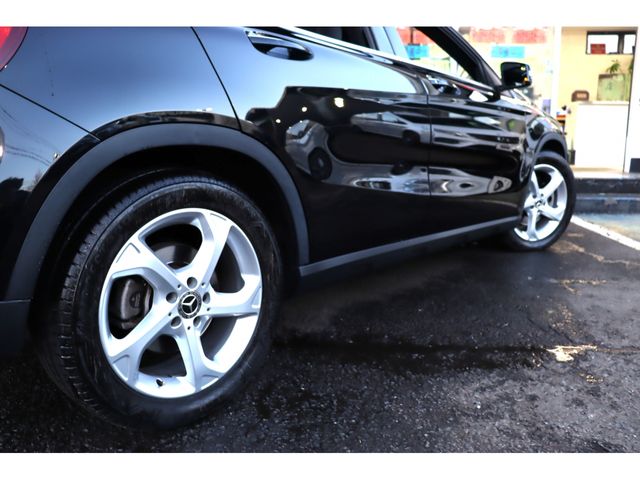 MERCEDES BENZ GLA class