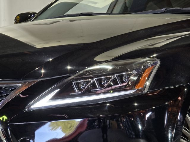 LEXUS IS250