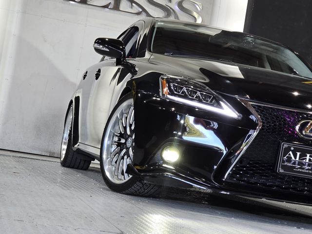 LEXUS IS250