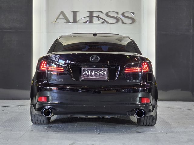 LEXUS IS250