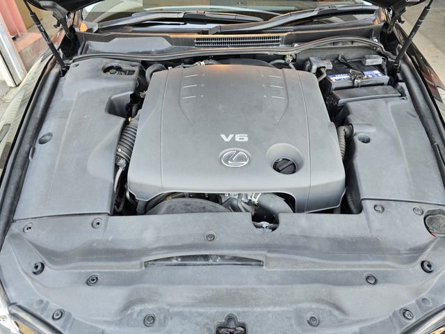 LEXUS IS250