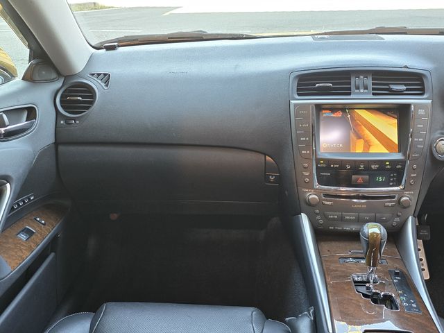 LEXUS IS250