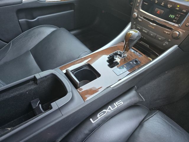 LEXUS IS250