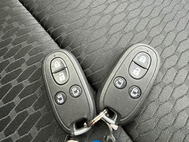 DELICA D:2 CUSTOM 4WD