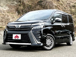 VOXY HYBRID