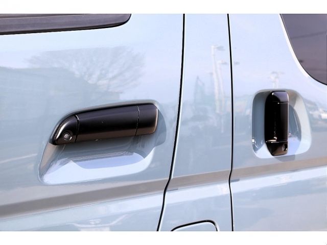 HIACE van 2WD