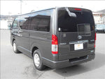 REGIUSACE 2WD van