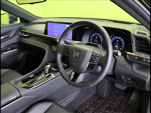 CROWN SPORT