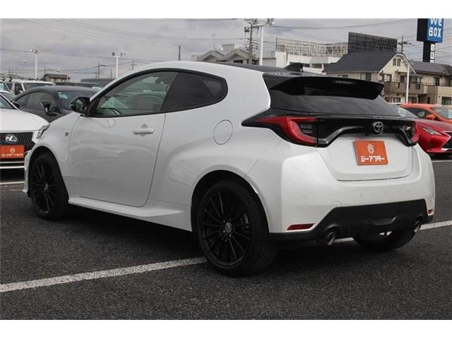 GR YARIS