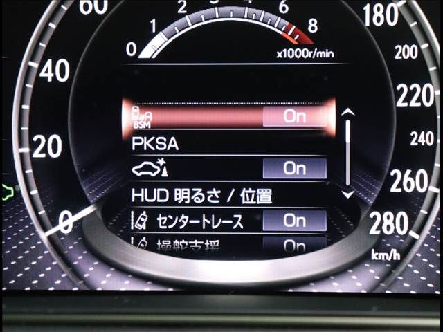 LEXUS LS500h 4WD