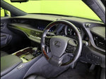 LEXUS LS500h 4WD