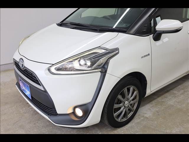 SIENTA HYBRID