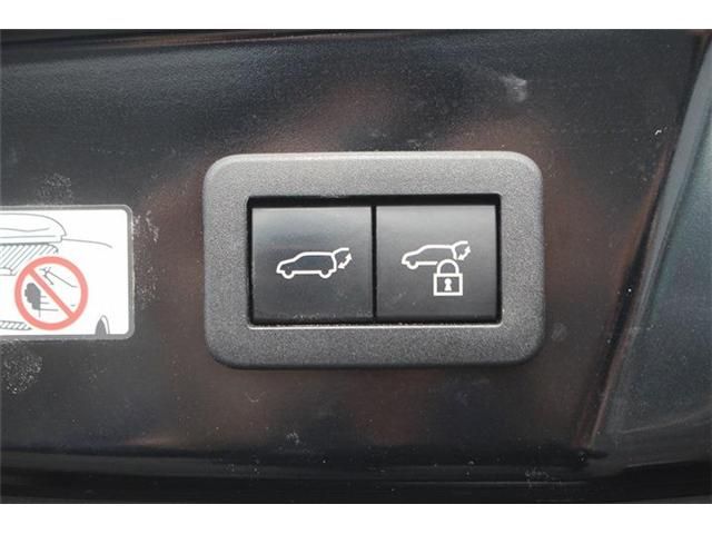 PRIUS 4WD