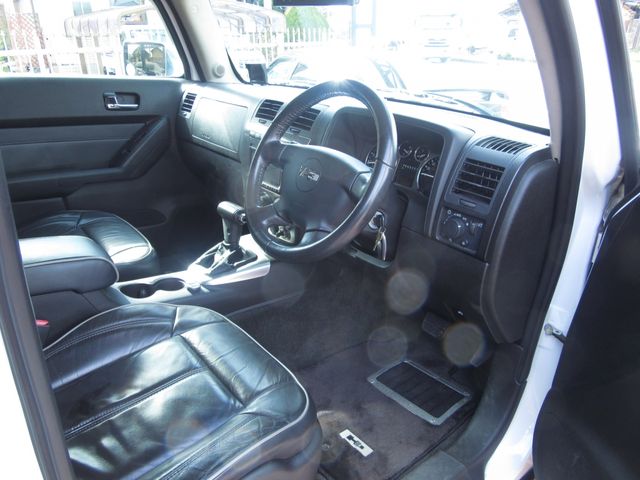 HUMMER H3