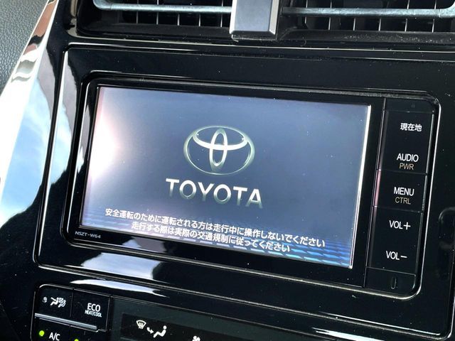 PRIUS 4WD