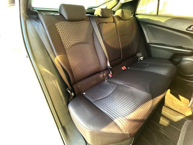 PRIUS 4WD