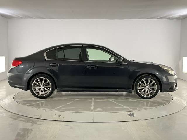 LEGACY B4