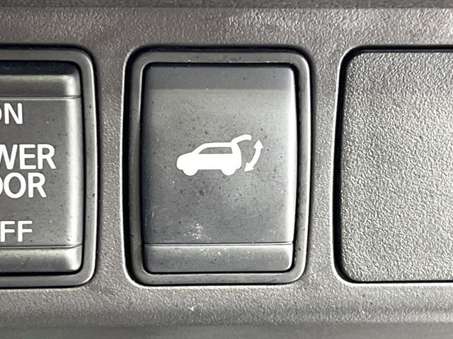 X-TRAIL 2WD