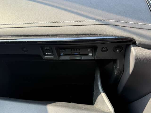 CROWN sedan
