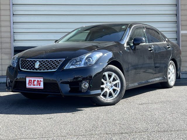 CROWN sedan 4WD