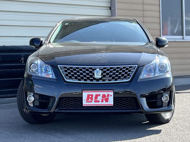 CROWN sedan 4WD