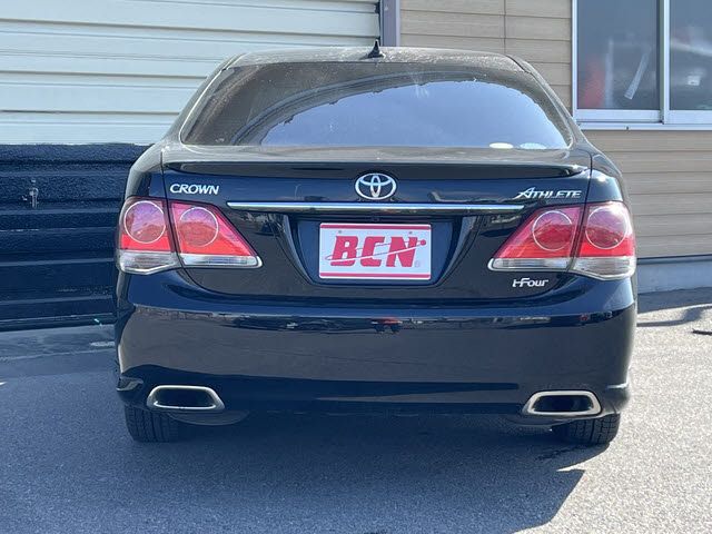 CROWN sedan 4WD