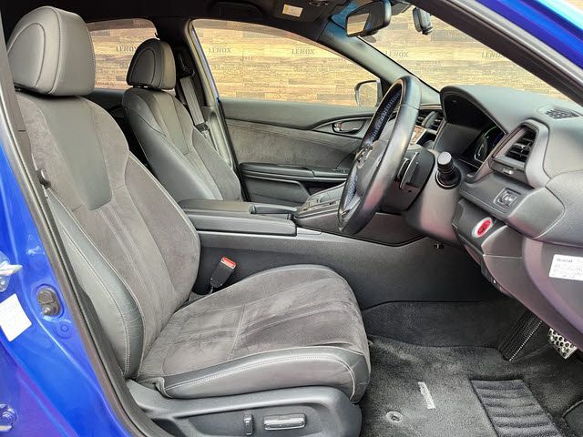 INSIGHT sedan