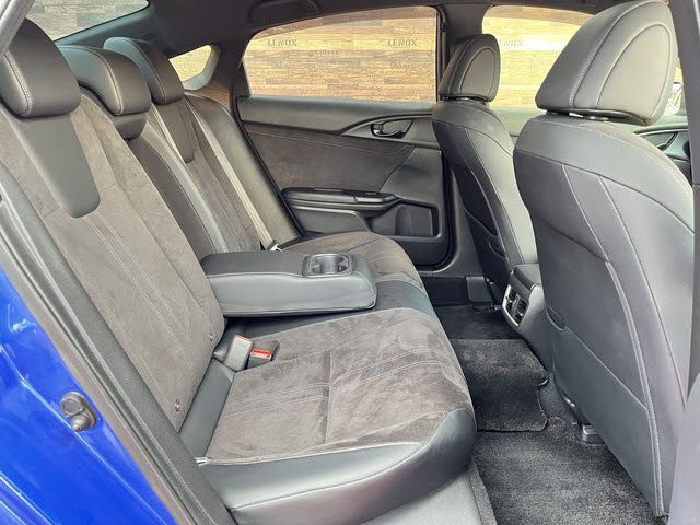 INSIGHT sedan