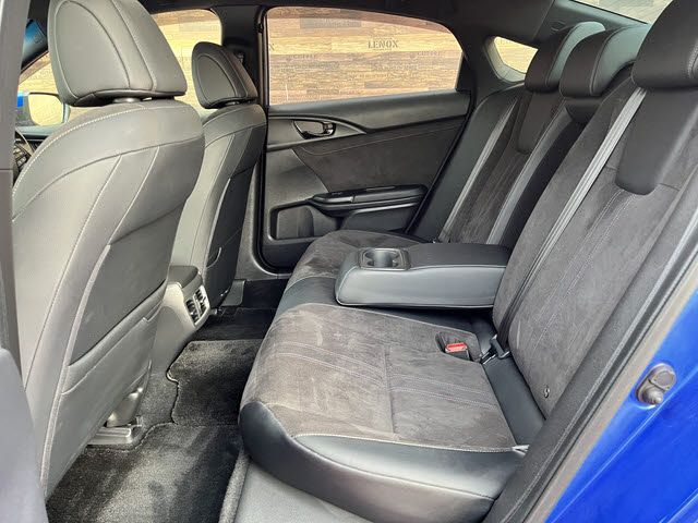INSIGHT sedan