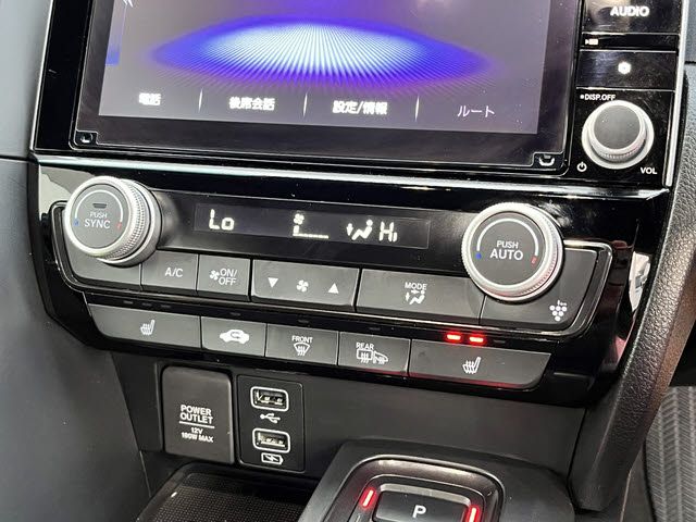 INSIGHT sedan