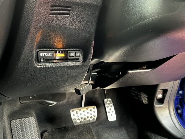 INSIGHT sedan
