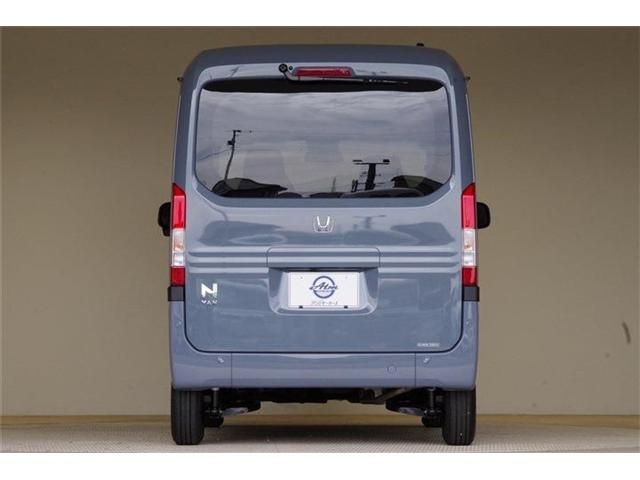 N-VAN