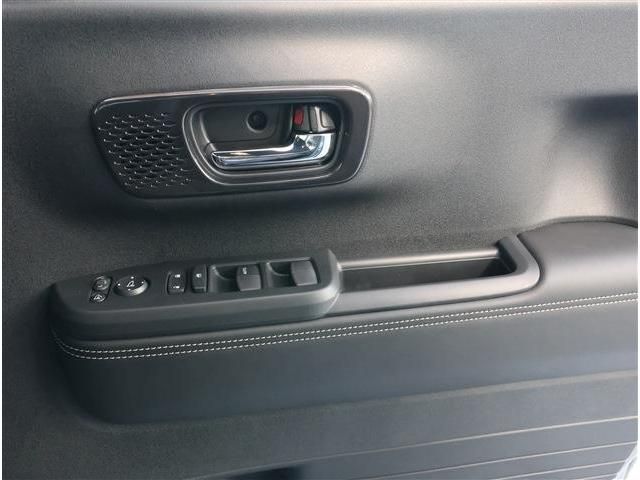 N-BOX CUSTOM