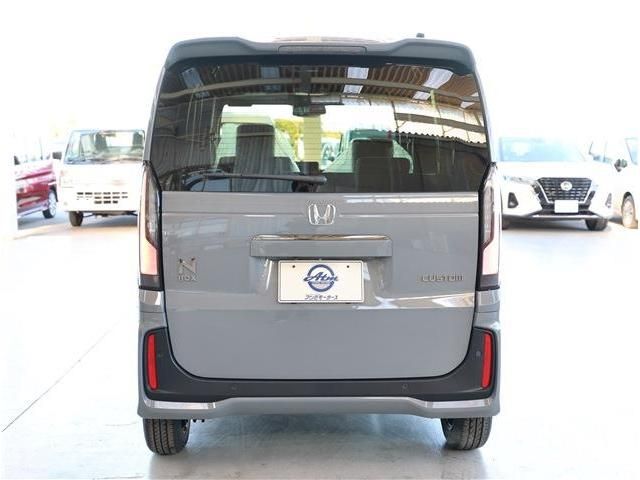 N-BOX CUSTOM