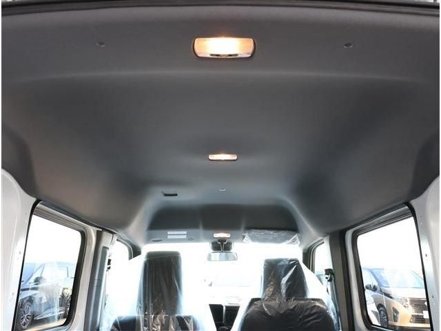 N-VAN