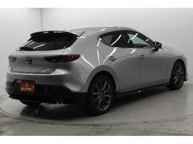 MAZDA3 FASTBACK