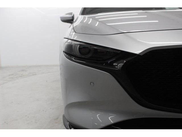 MAZDA3 FASTBACK