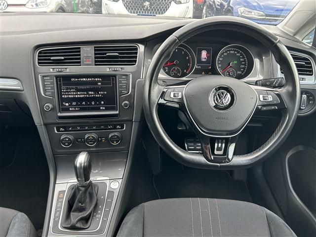 VOLKSWAGEN GOLF Alltrack