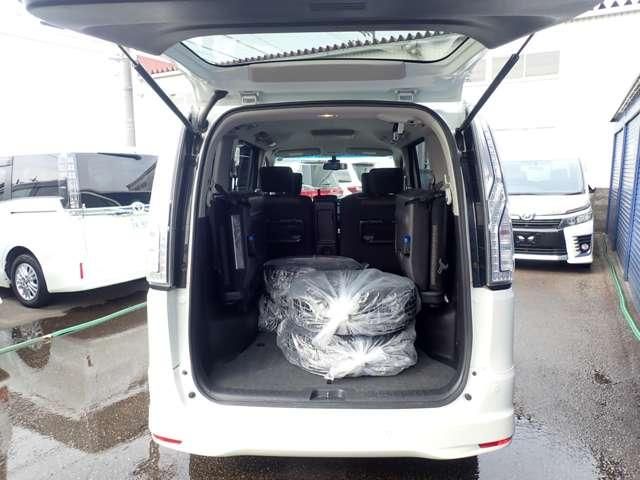 SERENA S-HYBRID 4WD