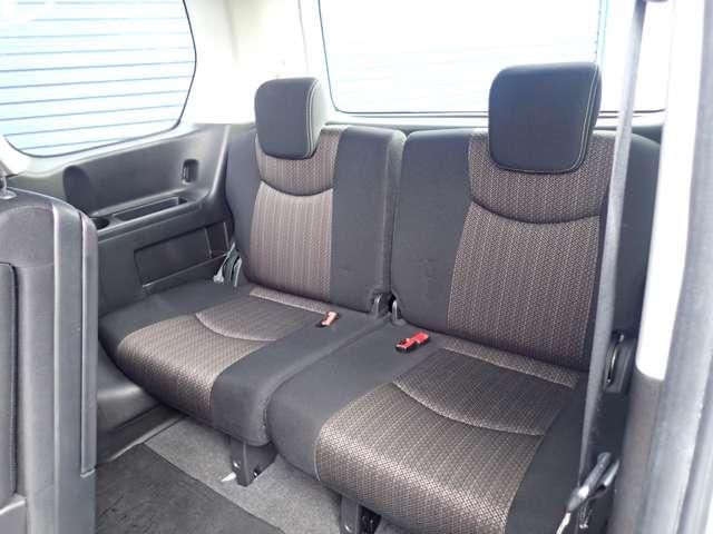 SERENA S-HYBRID 4WD