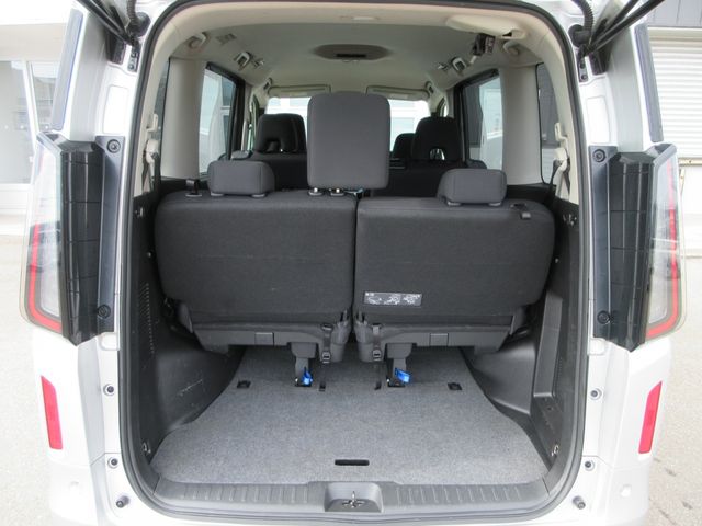SERENA  WG 4WD
