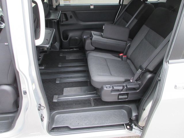 SERENA  WG 4WD