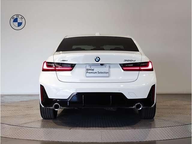 BMW 3 Series sedan