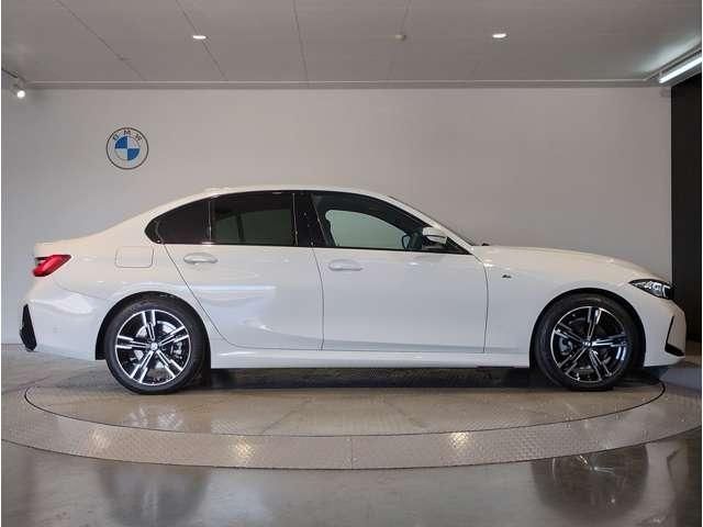 BMW 3 Series sedan
