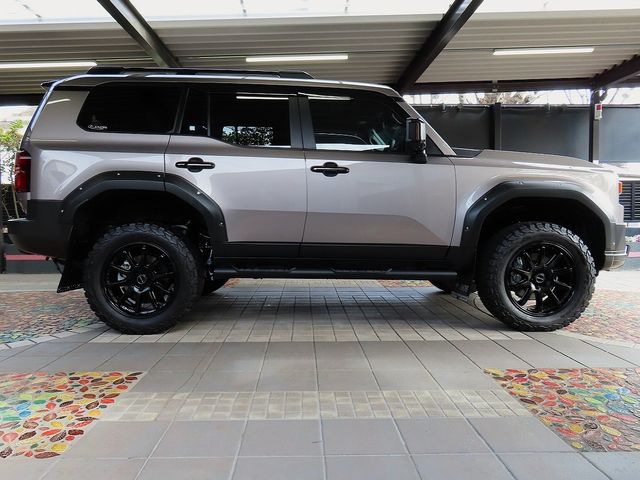 LANDCRUISER 250