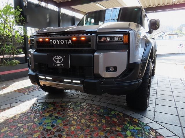 LANDCRUISER 250