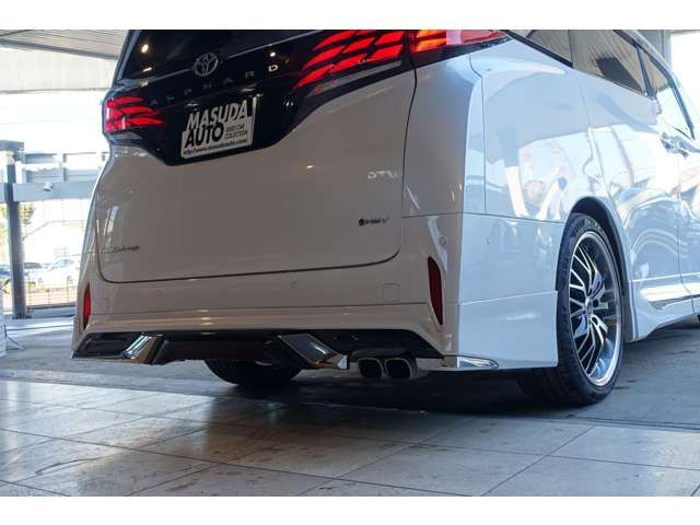 ALPHARD hybrid